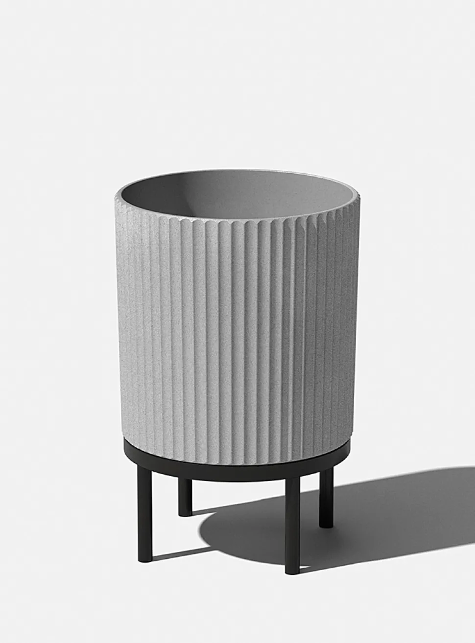 Black base grooved planter