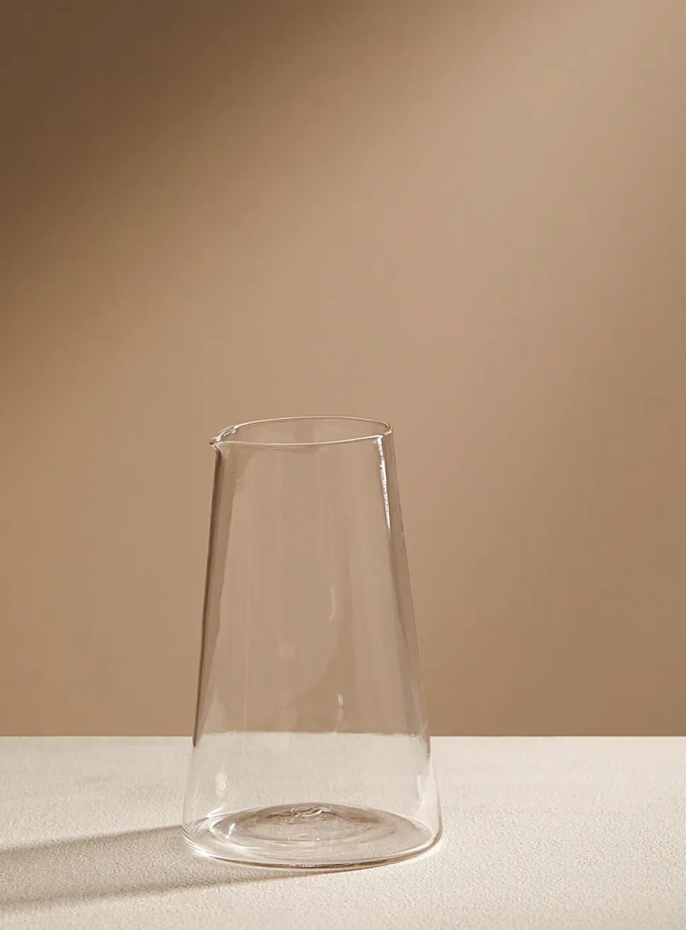 Blown glass decanter
