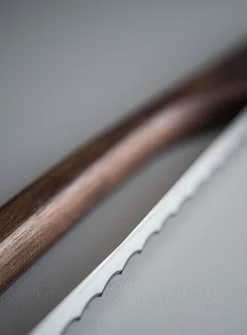 Bread knife