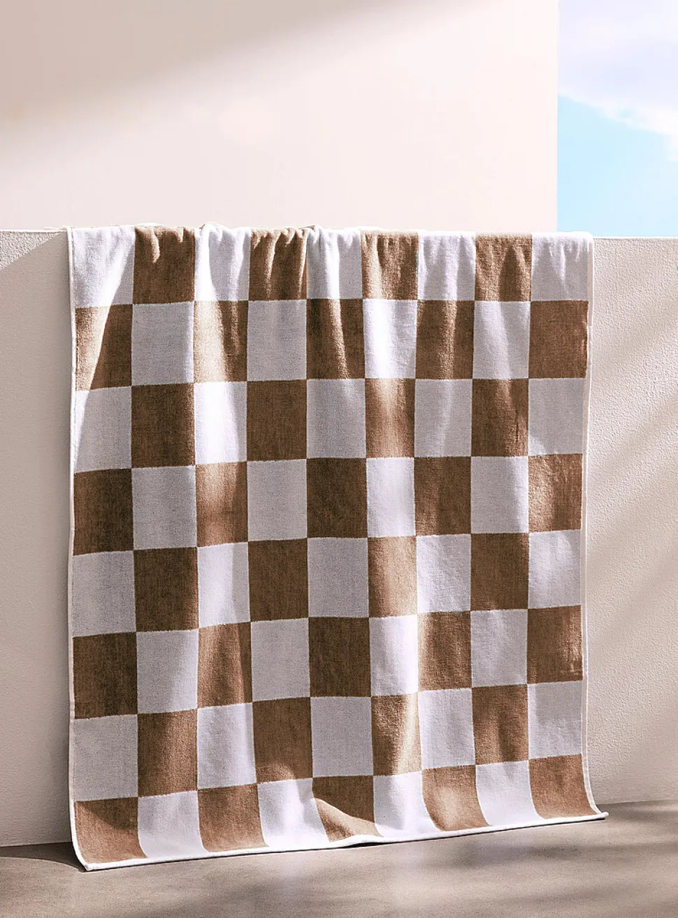 Checkered organic cotton beach towel