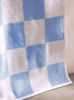 Checkered organic cotton beach towel