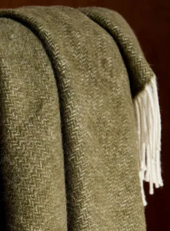 Chevron wool-blend throw