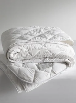 Classic cotton and wool duvet