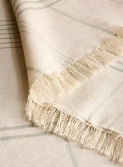 Countryside tartan tablecloth