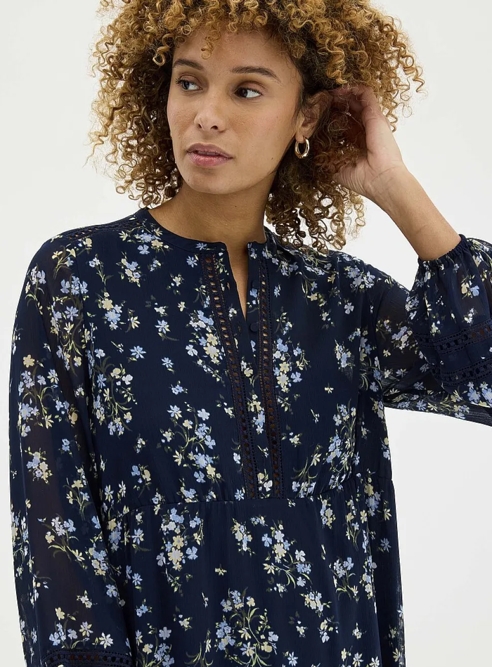 Crocheted trims floral chiffon dress