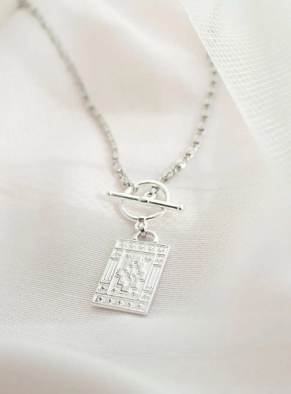 Damien silver necklace