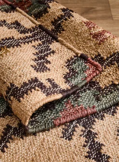 Diamonds and flowers kilim rug