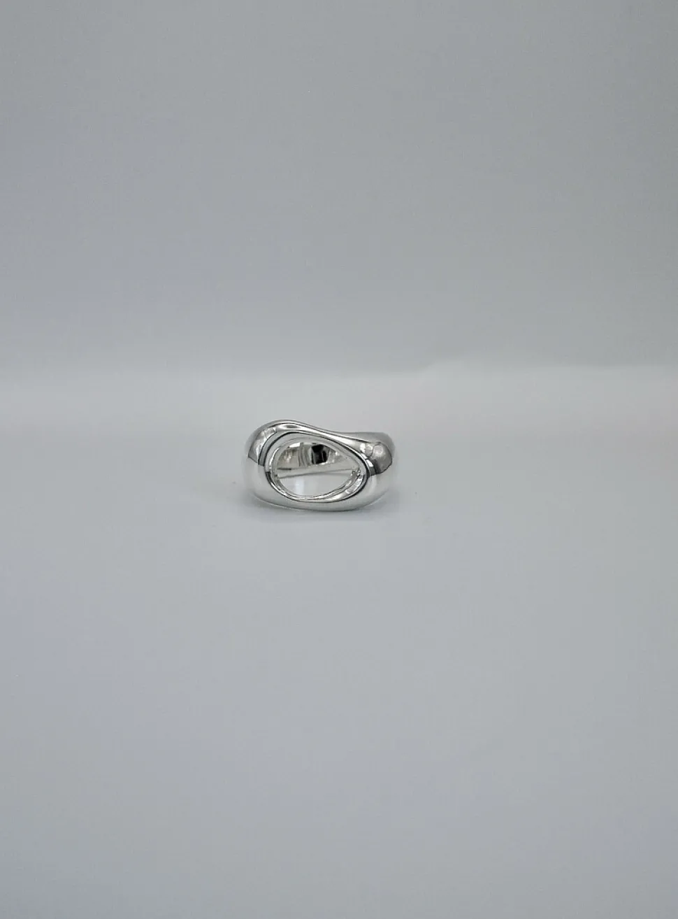 Eira ring