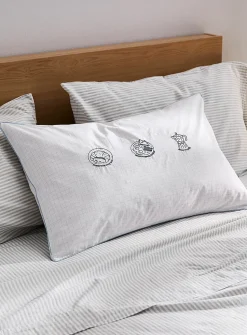 Embroidered breakfast pillowcase