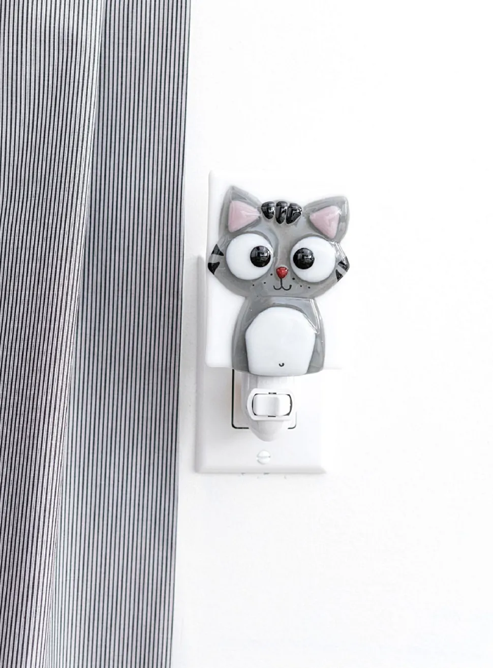 Ferguson the cat nightlight