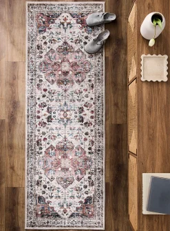 Floral medallion Persian-style hallway rug