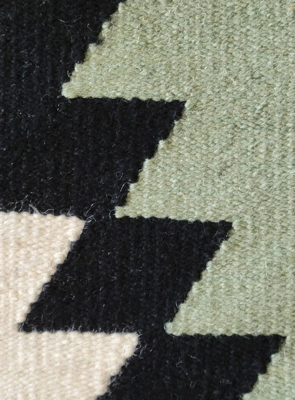 Green Arizona woven hallway rug