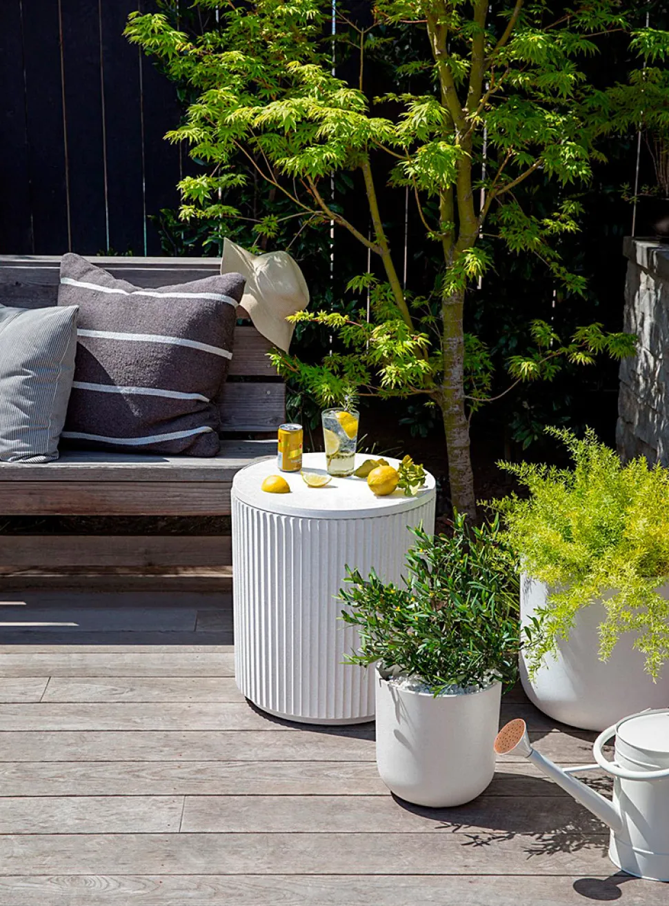 Grooved side table cooler