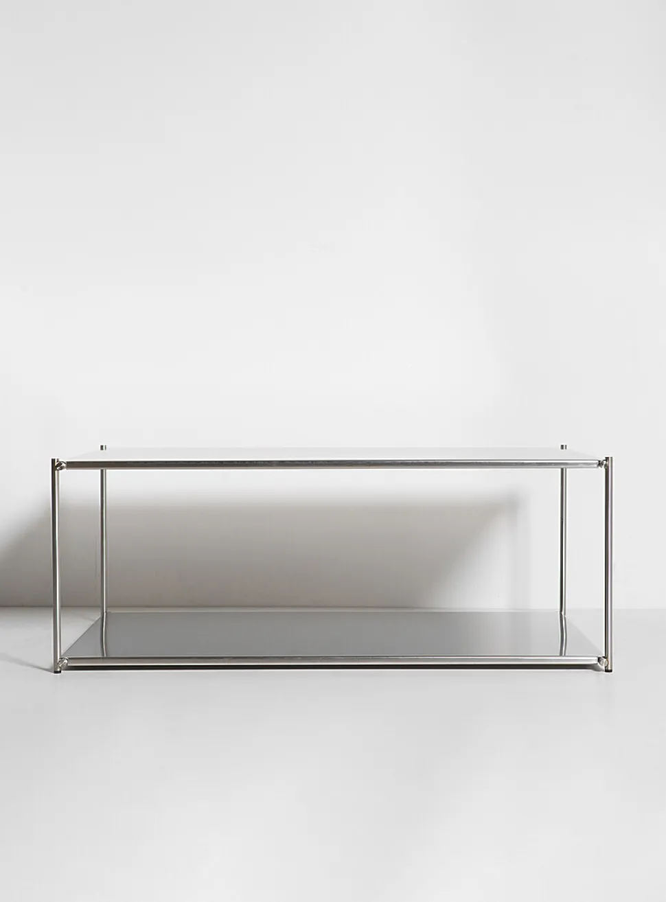 Halte coffee table