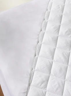 Harmonie mattress protector