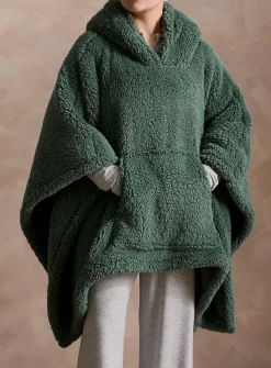 High-pile fleece oversized hooded poncho