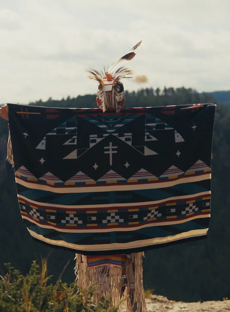Homelands recycled fibre reversible blanket