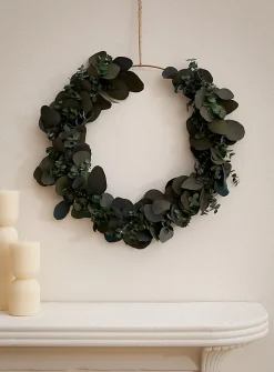 Julia dried eucalyptus wreath