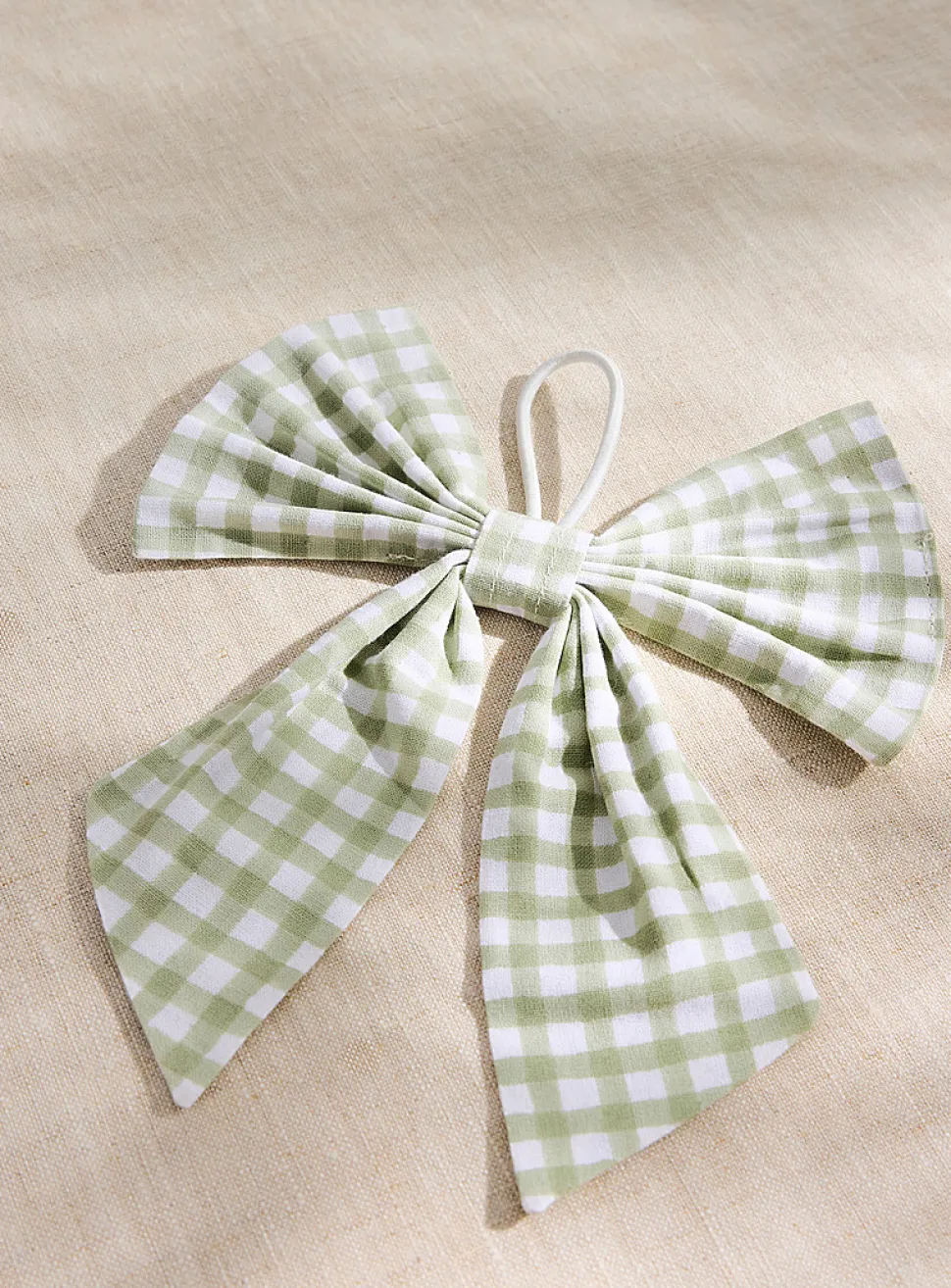 Large gingham bow napkin ring