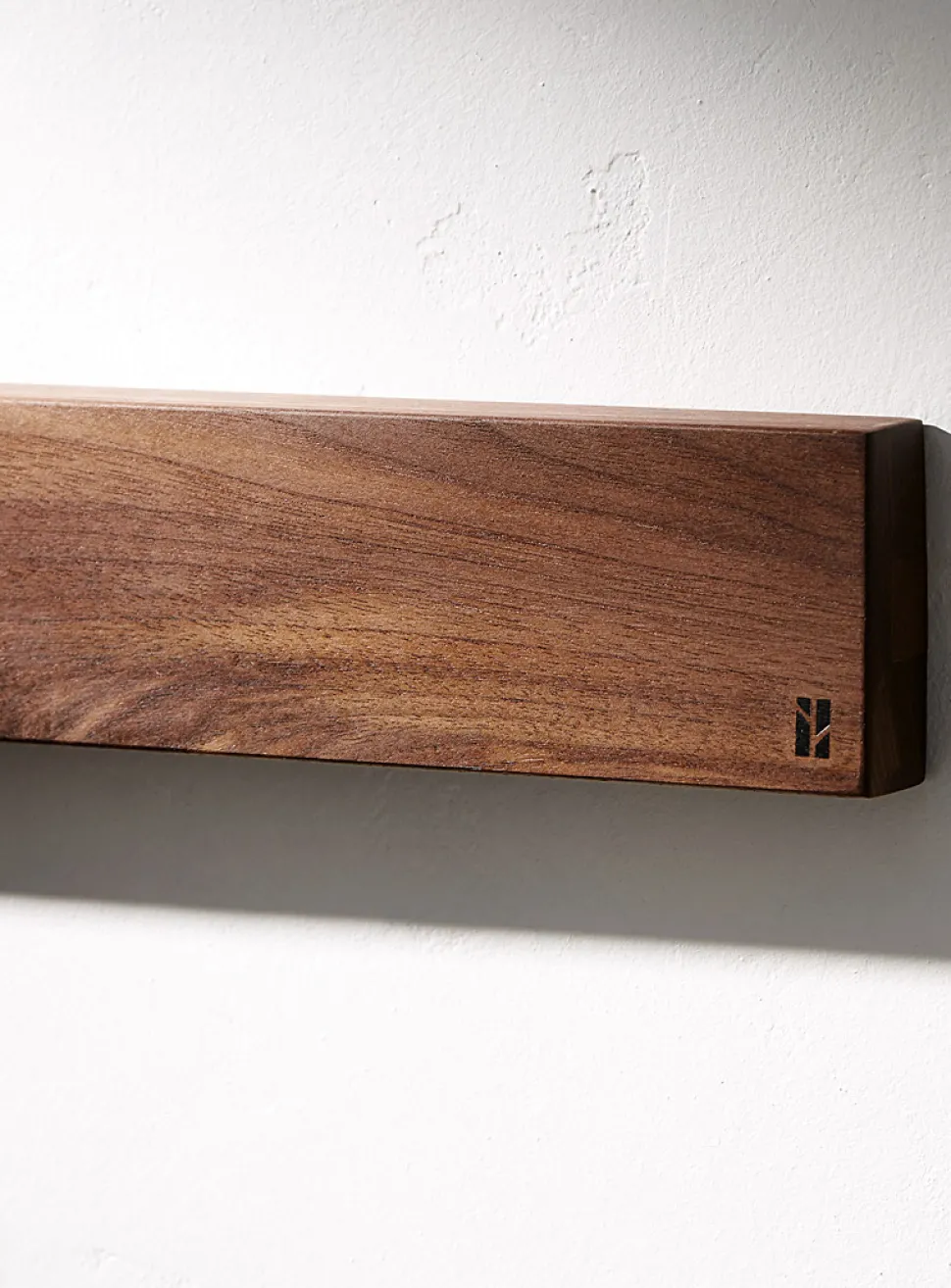 Long magnetic knife holder