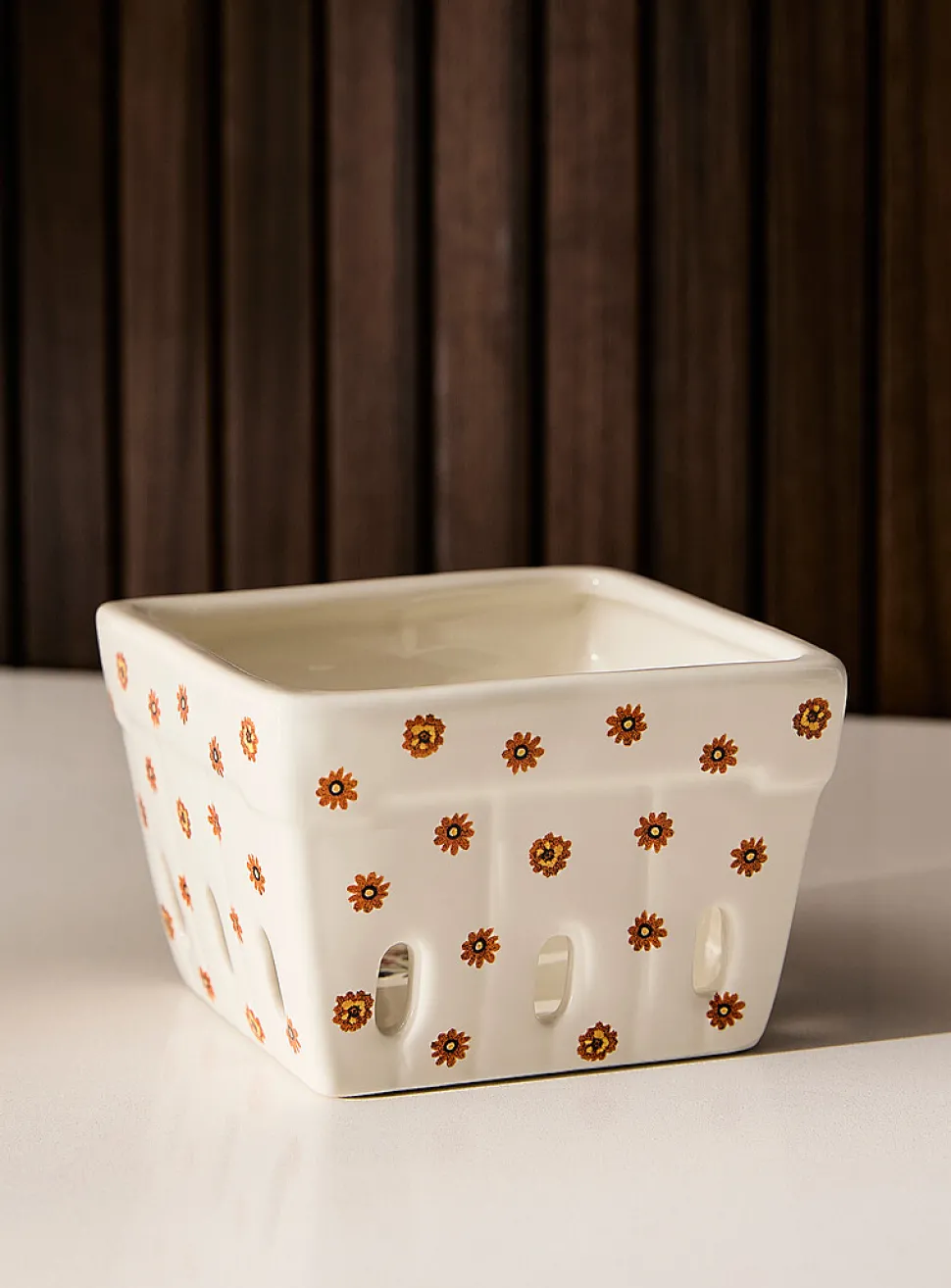Lovely flowers drain bowl