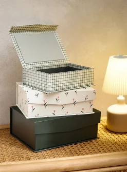 Lovely tulips jewellery box