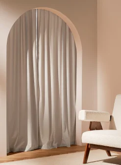 Luxurious velvet curtain