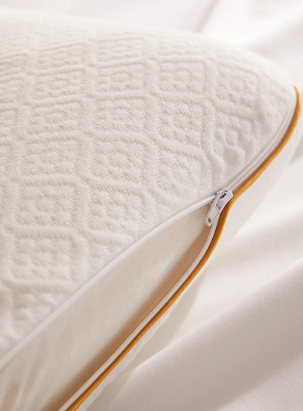 Memory foam pillow
