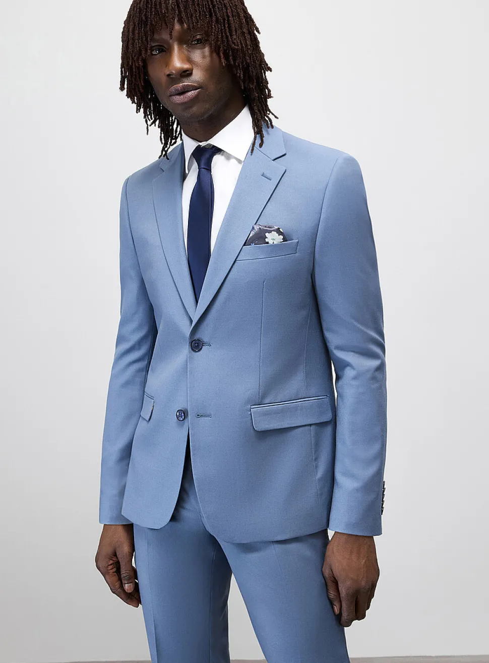 Minimalist colourful twill suit