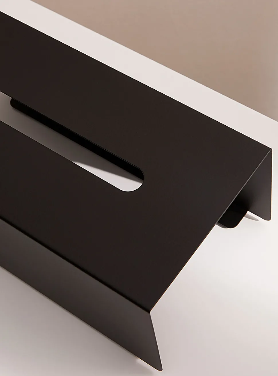 Minimalist tissue box cover
