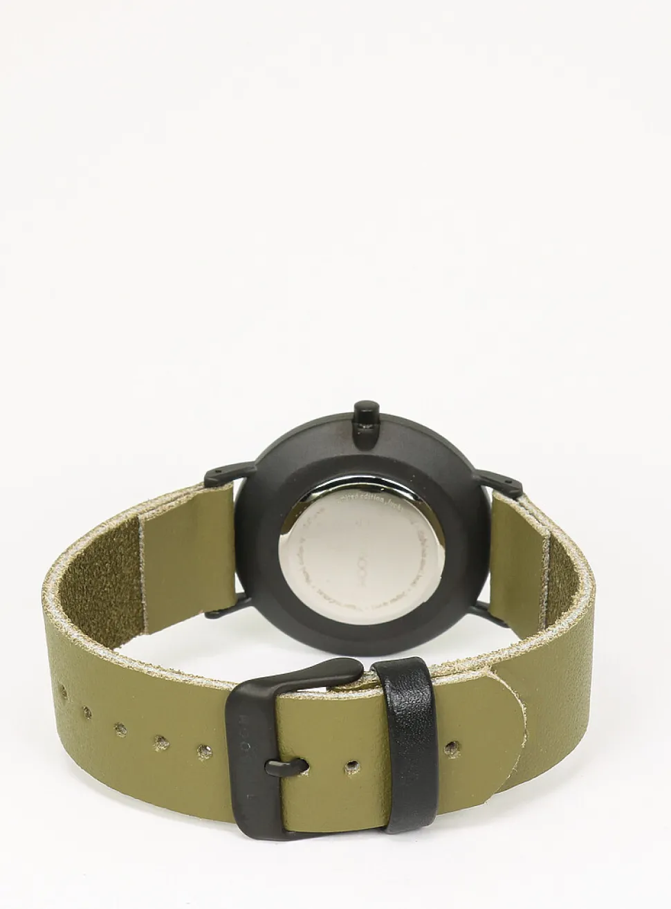 36 mm case watch