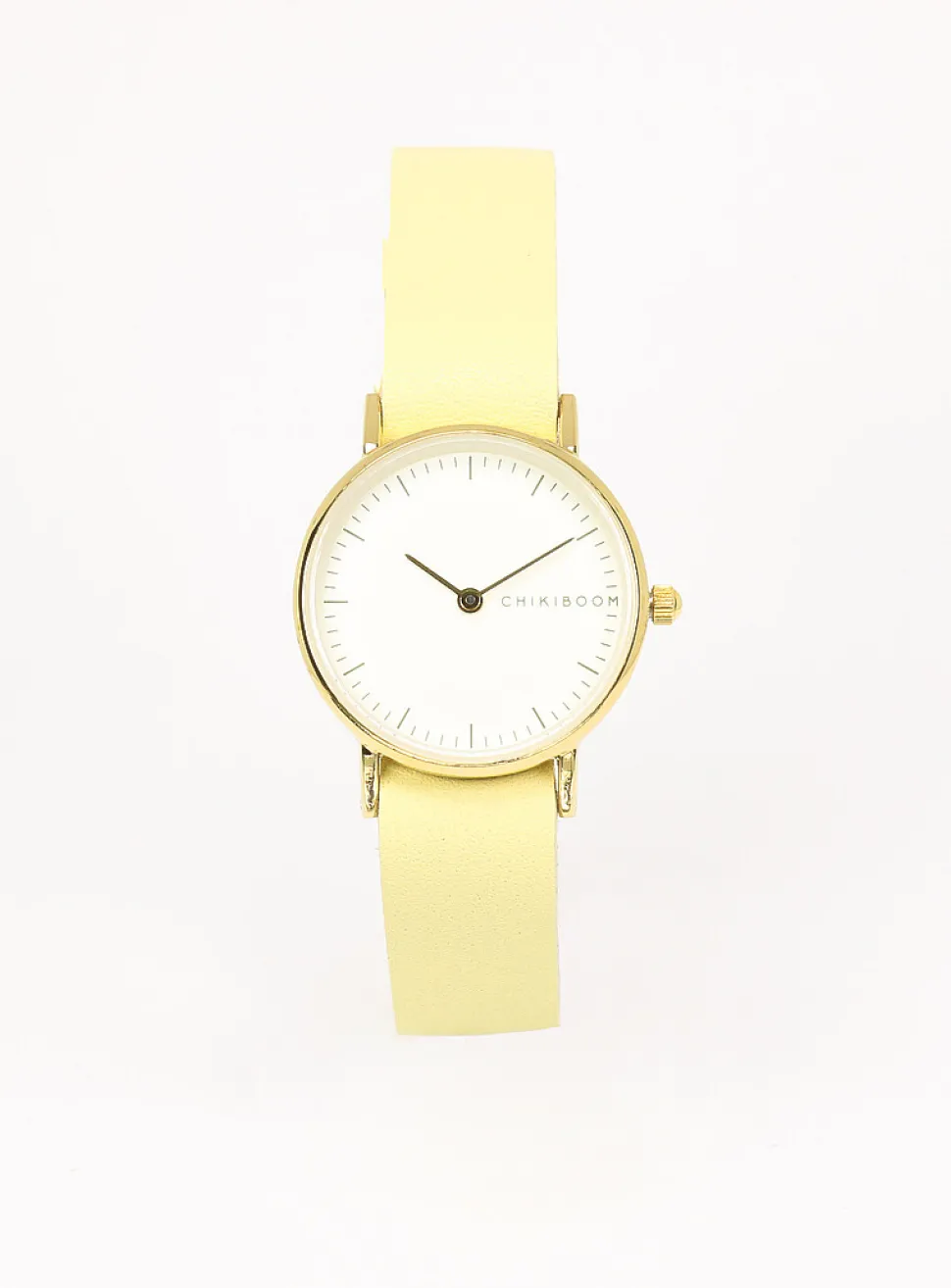 26 mm gold case watch