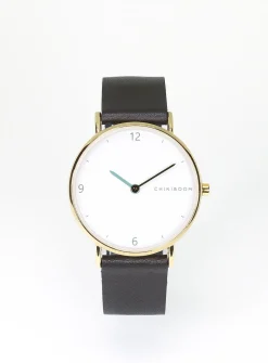 36 mm gold case watch