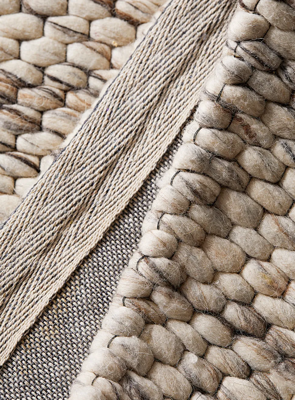 Natural chic artisanal rug