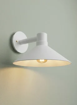 Oakland exterior wall sconce