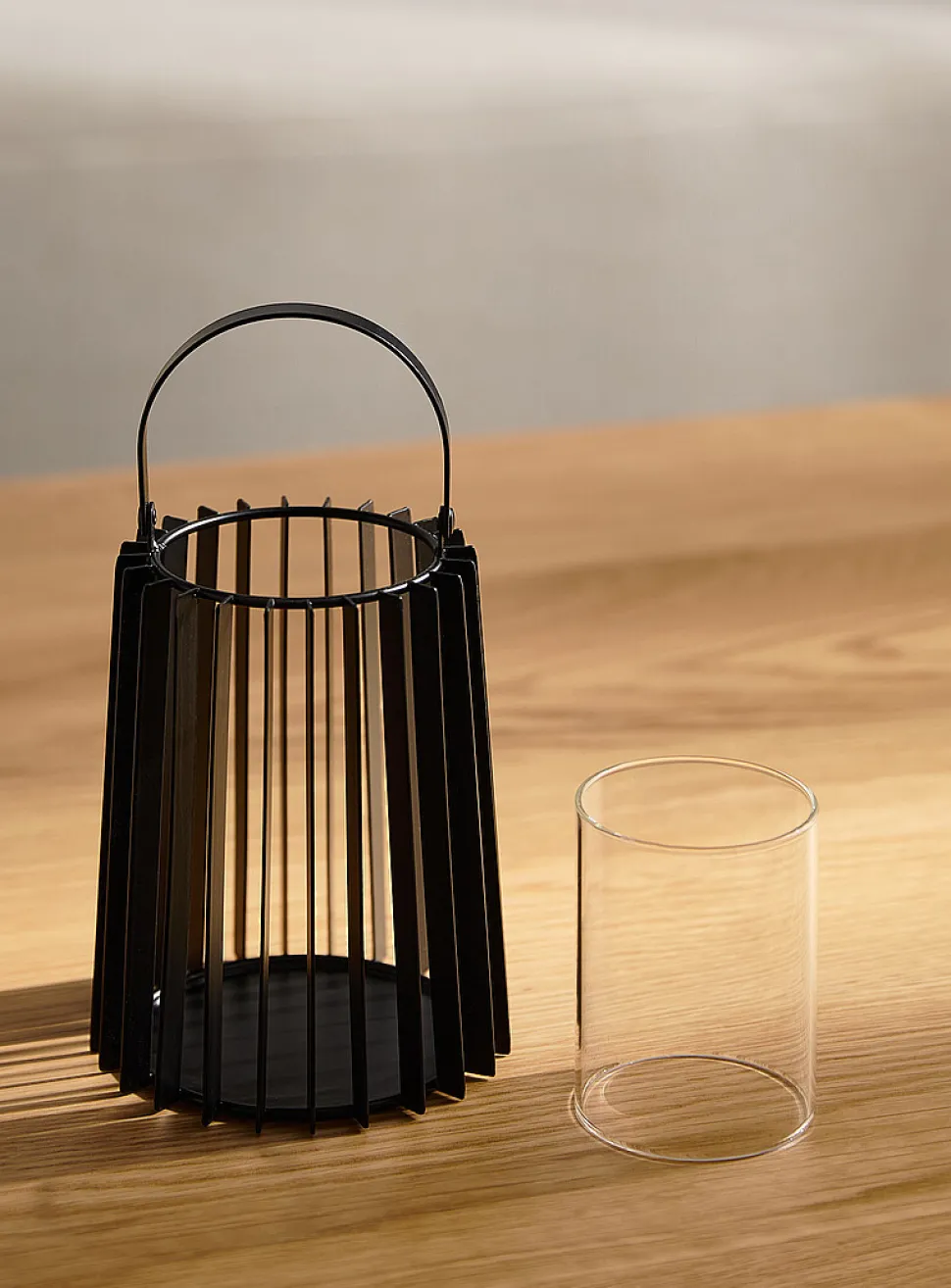Painted metal mesh lantern