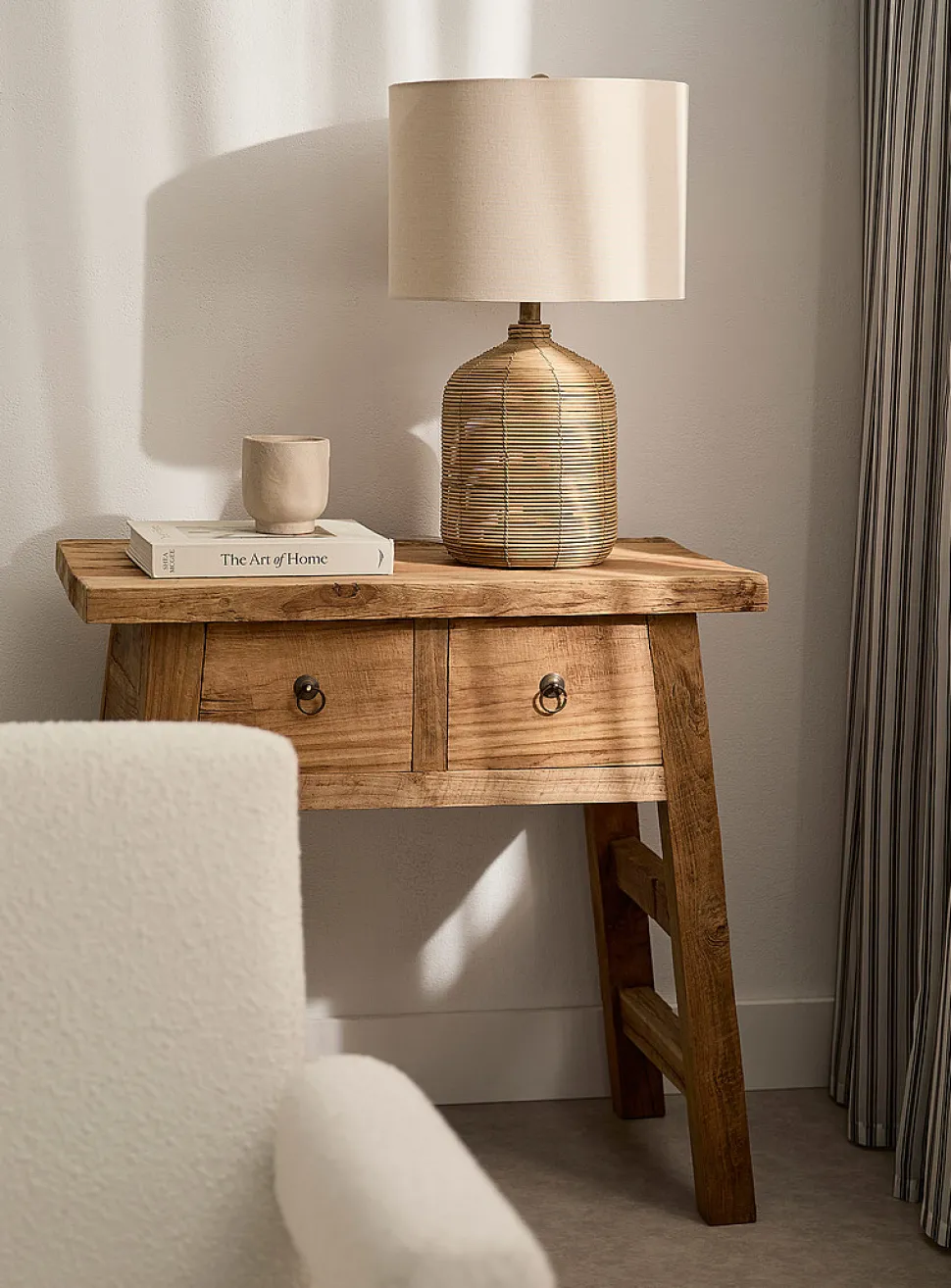 Rattan base table lamp