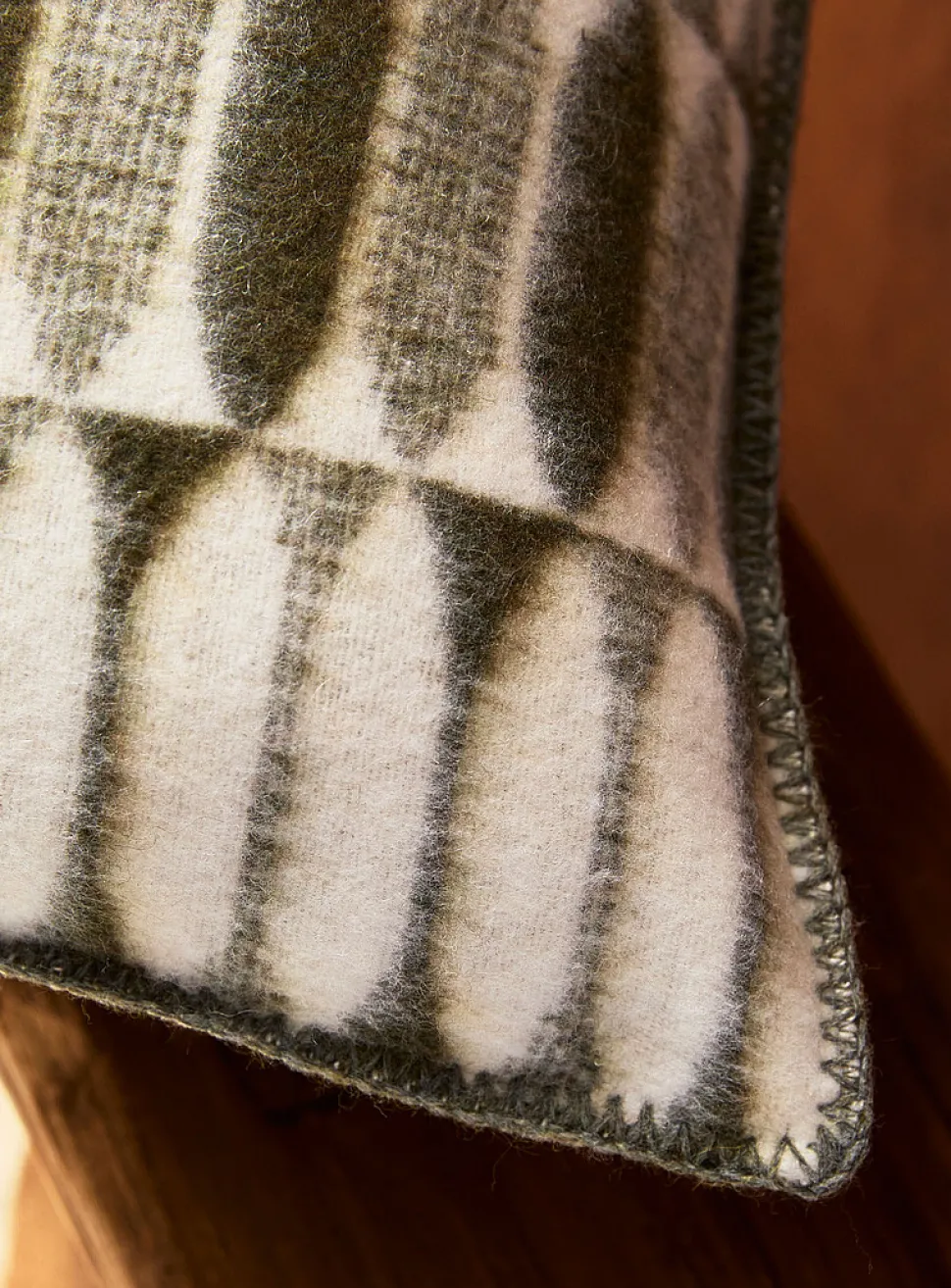 Retro mosaic removable-cover cushion