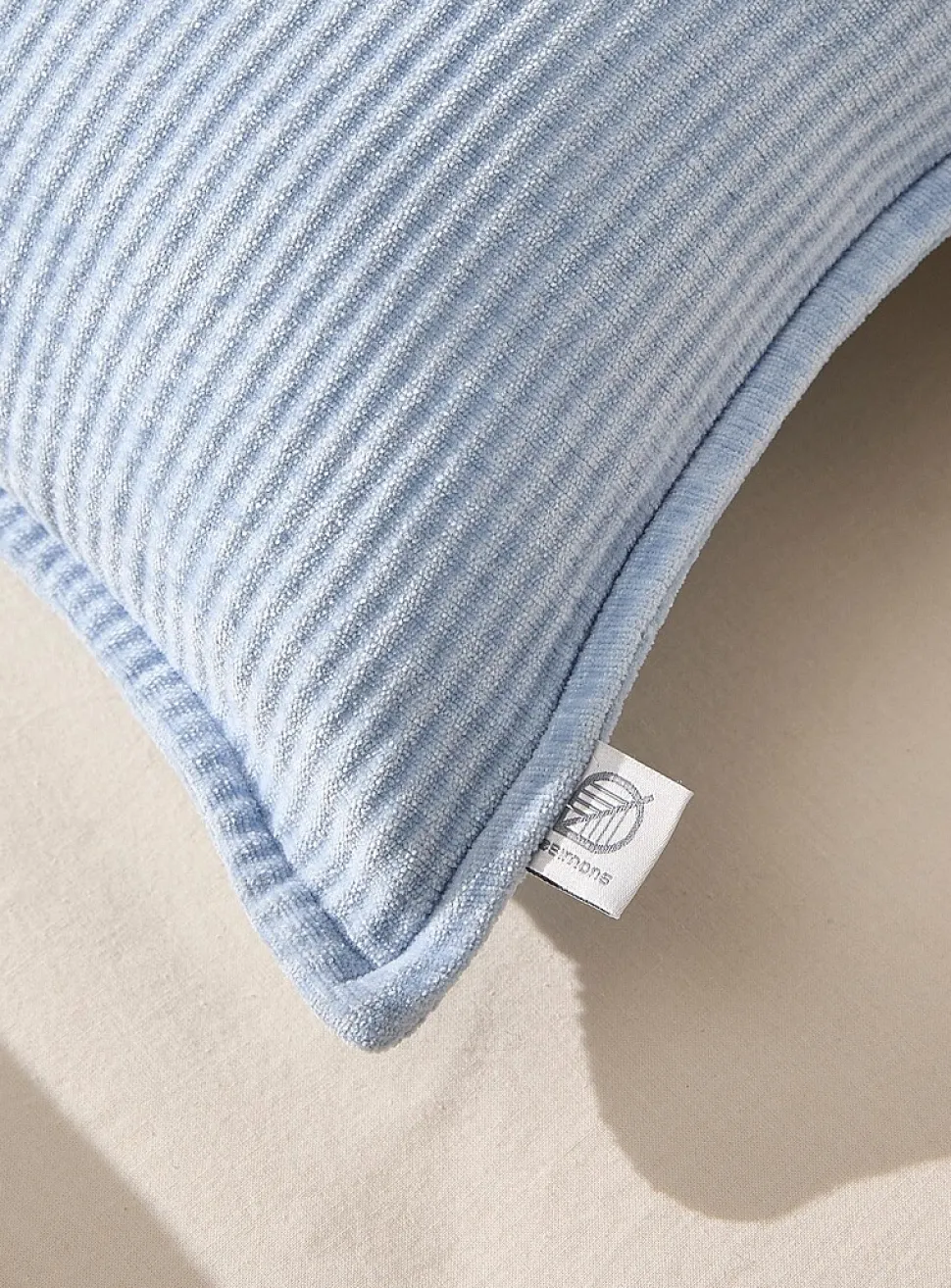 Ribbed chenille knit rectangular removable cover cushion