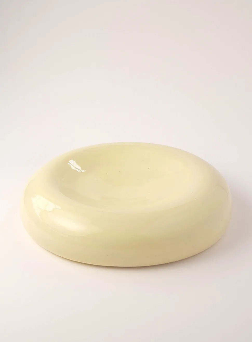 Rounded stoneware bowl