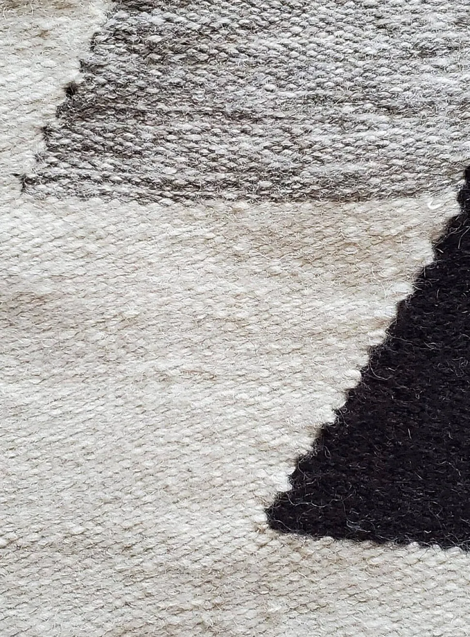 Royal woven rug