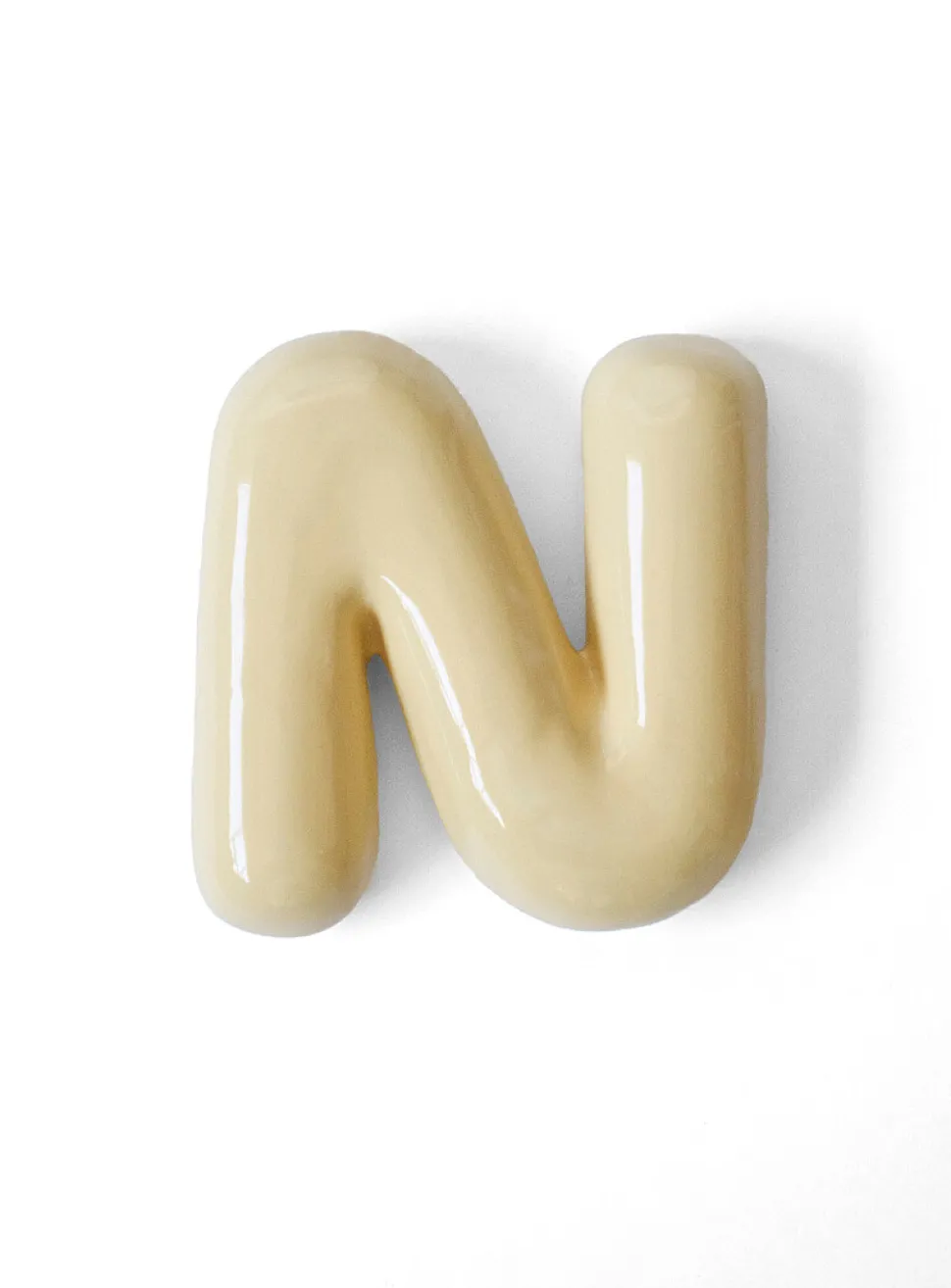 Semiporcelain letter N wall ornament
