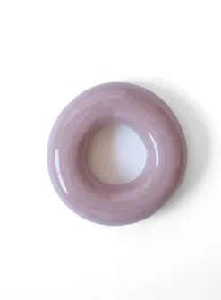 Semiporcelain letter O wall ornament