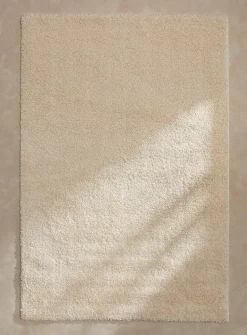 Shiny plain shag rug