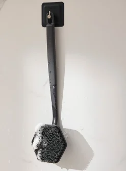 Silicone back brush