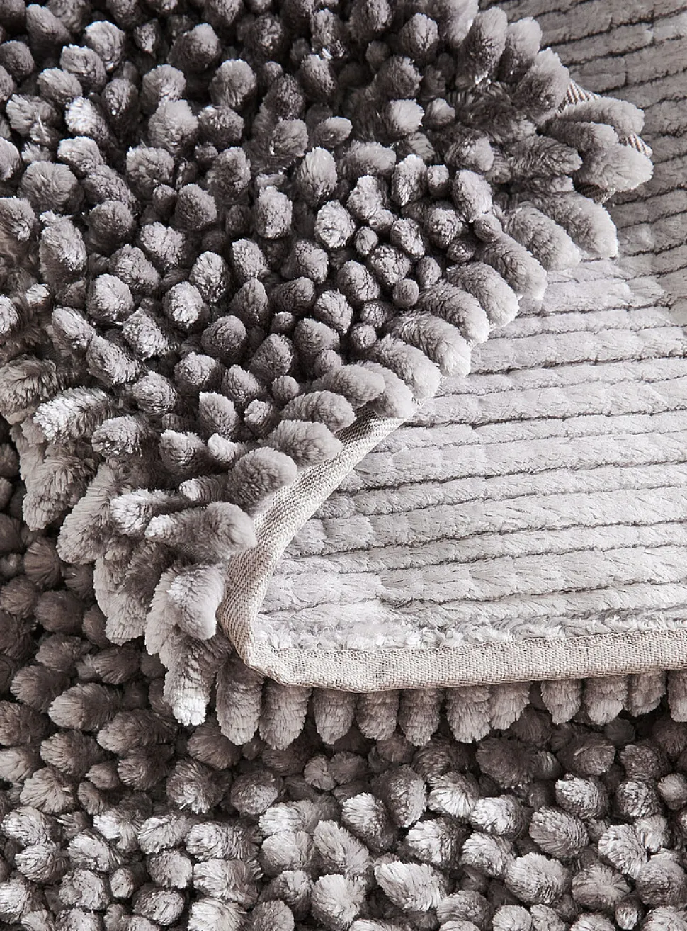 Silky XL chenille bath mat