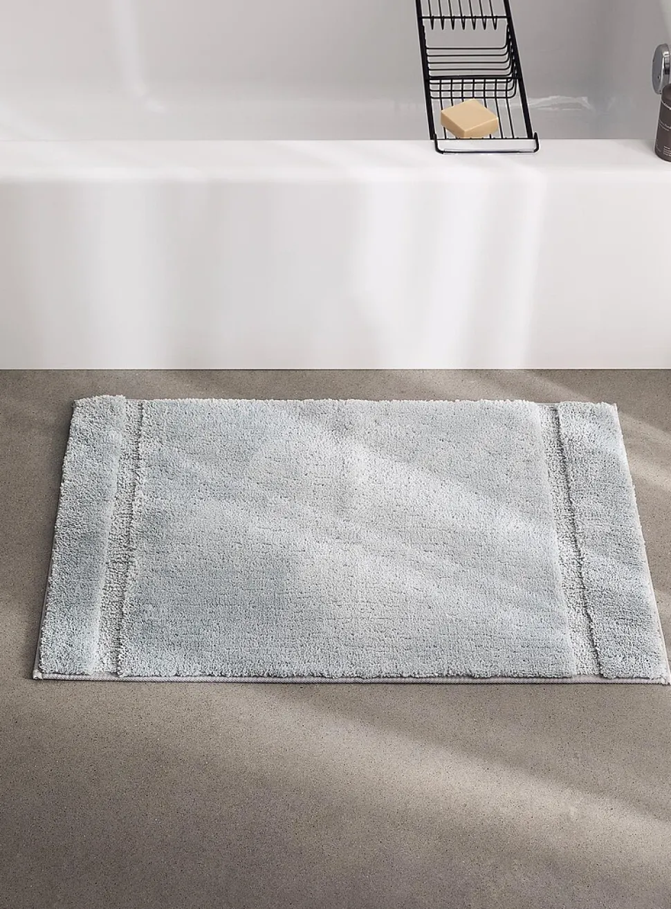 Soft plush bath mat