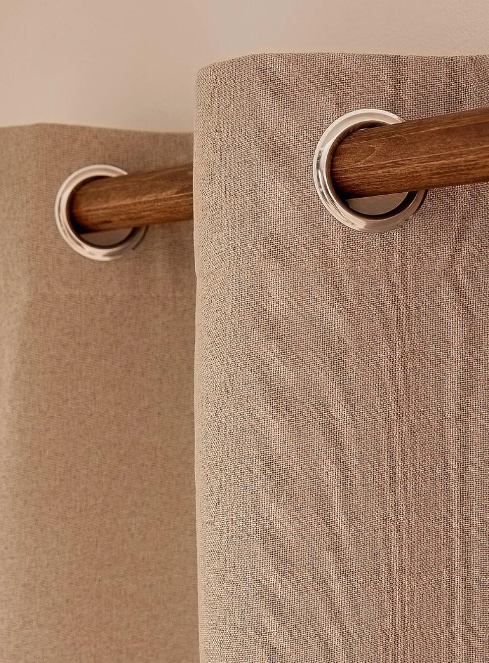 Speckled blackout curtain