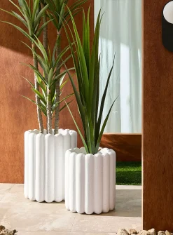 Tiramisu banded indoor/outdoor planter