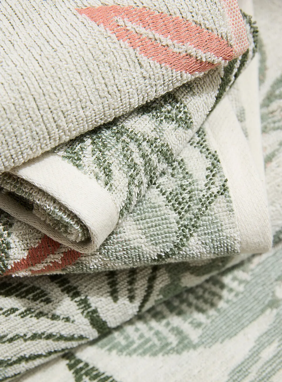Tropical foliage organic cotton towels